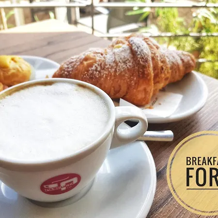 Acqua Chiara Πανσιόν 3*