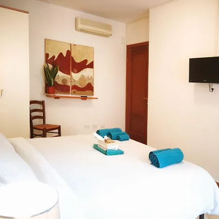 Πανσιόν Acqua Chiara 3*